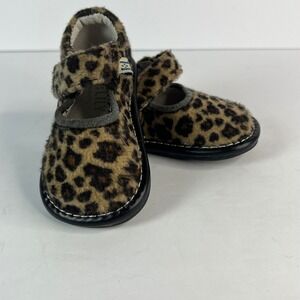 Jack and Lily Leopard Fuzzy Fur Mary Jane Toddler 12-18 month Baby Shoes Velcro